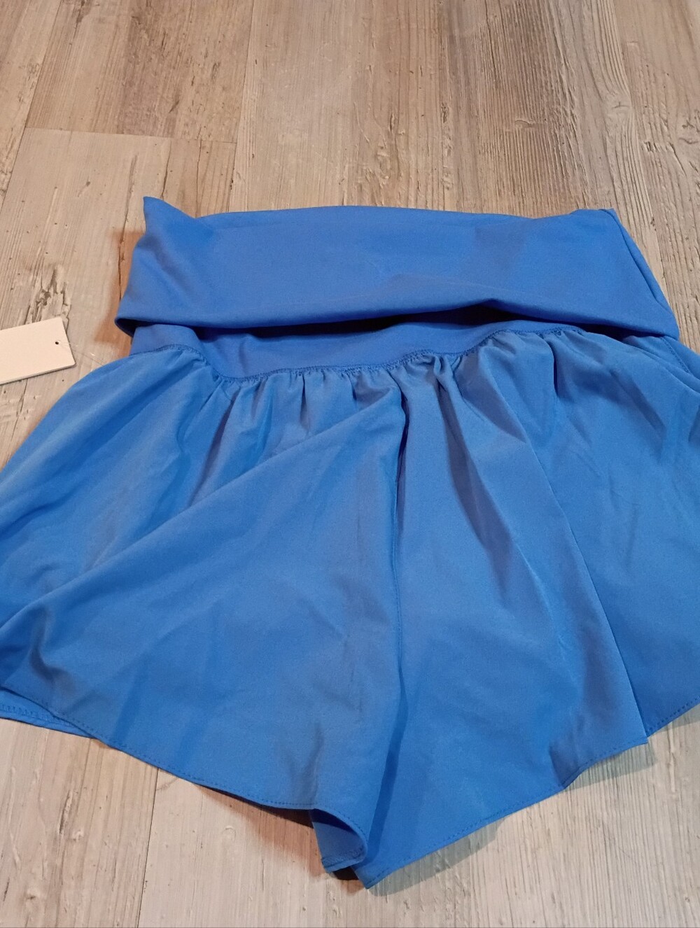 Shorts - Picture 4 of 8